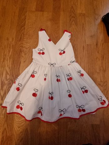 Robe cerise