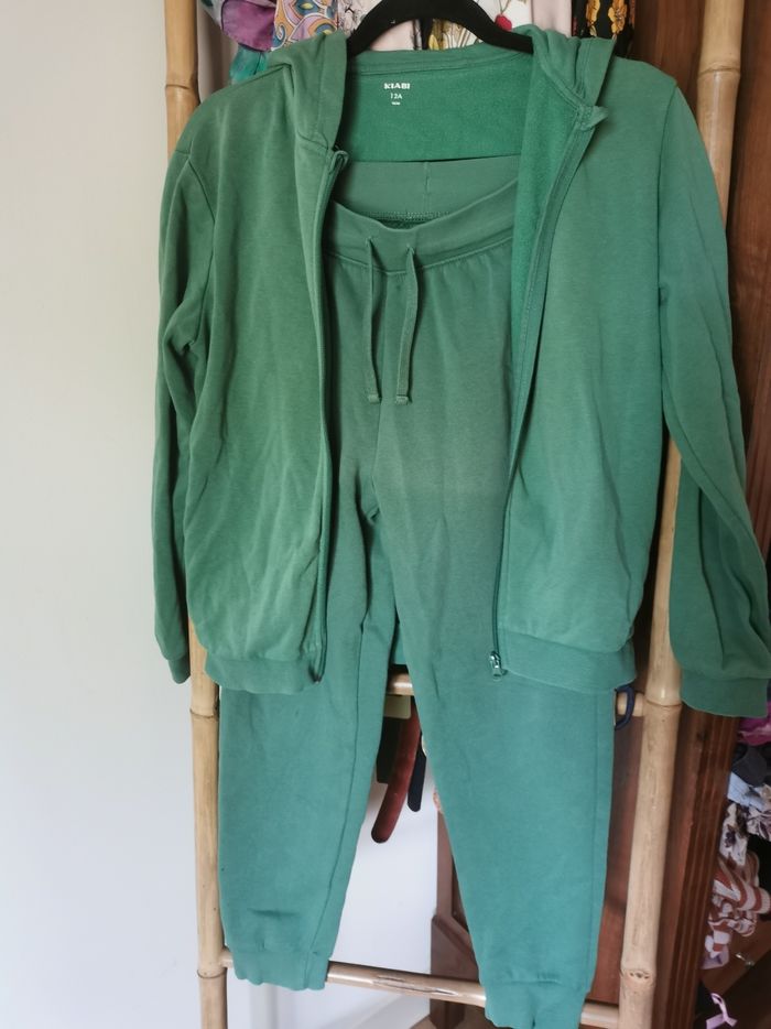 Ensemble jogging kiabi vert
