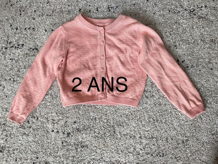 Gilet court fille 2 ans
