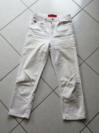 Pantalon 3/4 blanc T 36