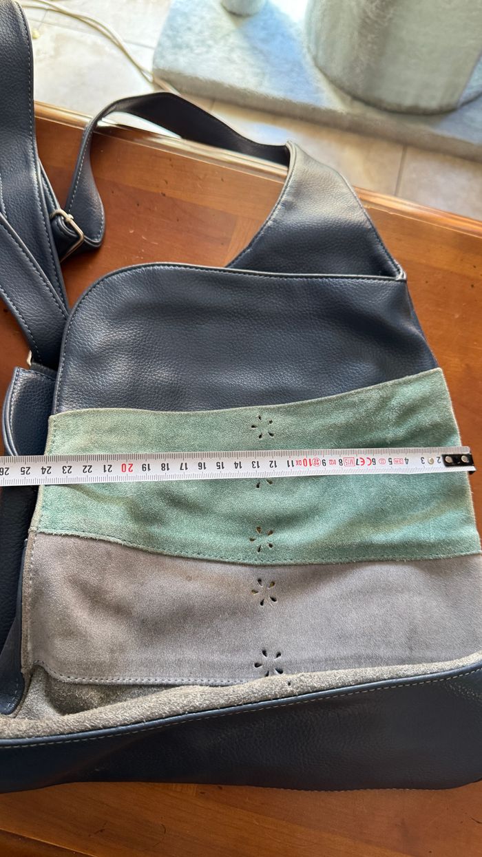 Sac à main en cuir bandoullière - photo numéro 7