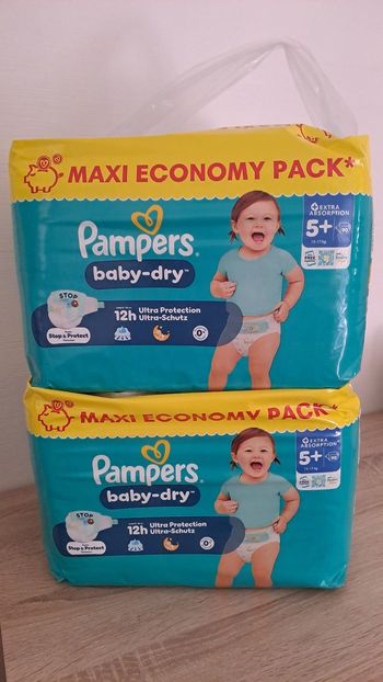 Couches pampers baby-dry taille 5+(12-17kg)