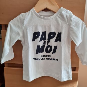 Lot de 2 tee shirt à manche longue 12 mois