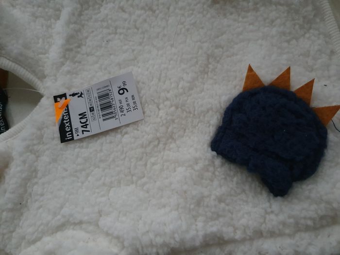 Pull à capuche ours blanc Neuf 9 mois - photo numéro 2