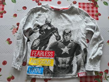 TEE-SHIRT MANCHE LONGUE GARÇON  AVENGERS MARVEL TAILLE 6ANS COULEUR BLANC CASSÉ