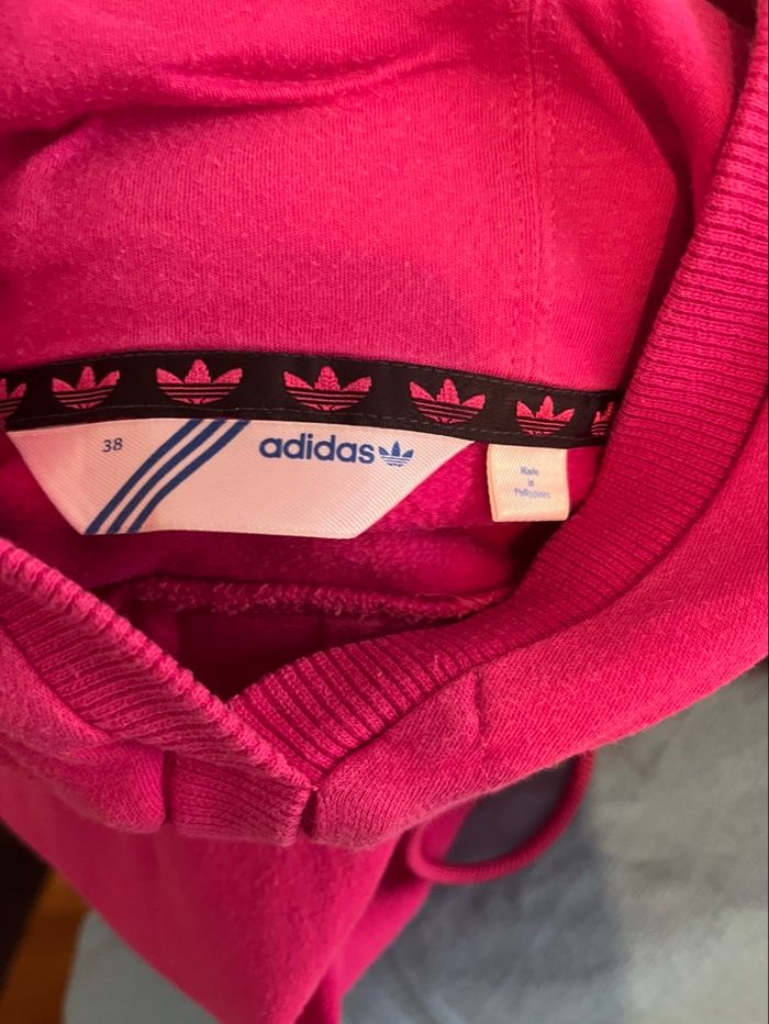 Sweat adidas taille 38  bon état