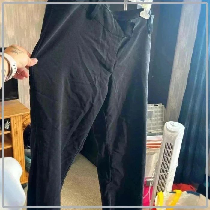 Pantalon leger  taille  44 - photo numéro 2