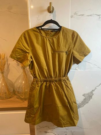 Zara taille M, combi short Kaki