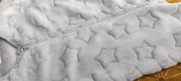 Sur pyjama grenouillères douce étoiles en 3D - photo numéro 3