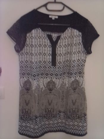 Jolie tunique taille 42