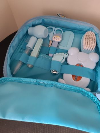 Kit de Soin Bébé ou poupée  pas complète
