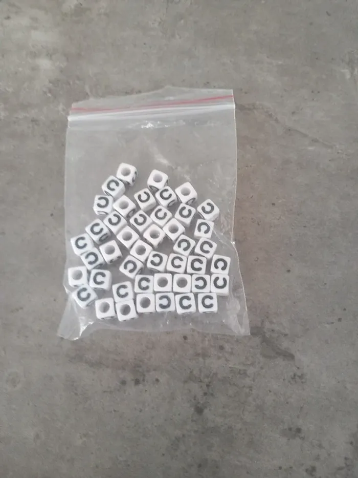 Perles lettres