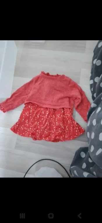 Robe pull rouge taille 12 mois tape a l œil