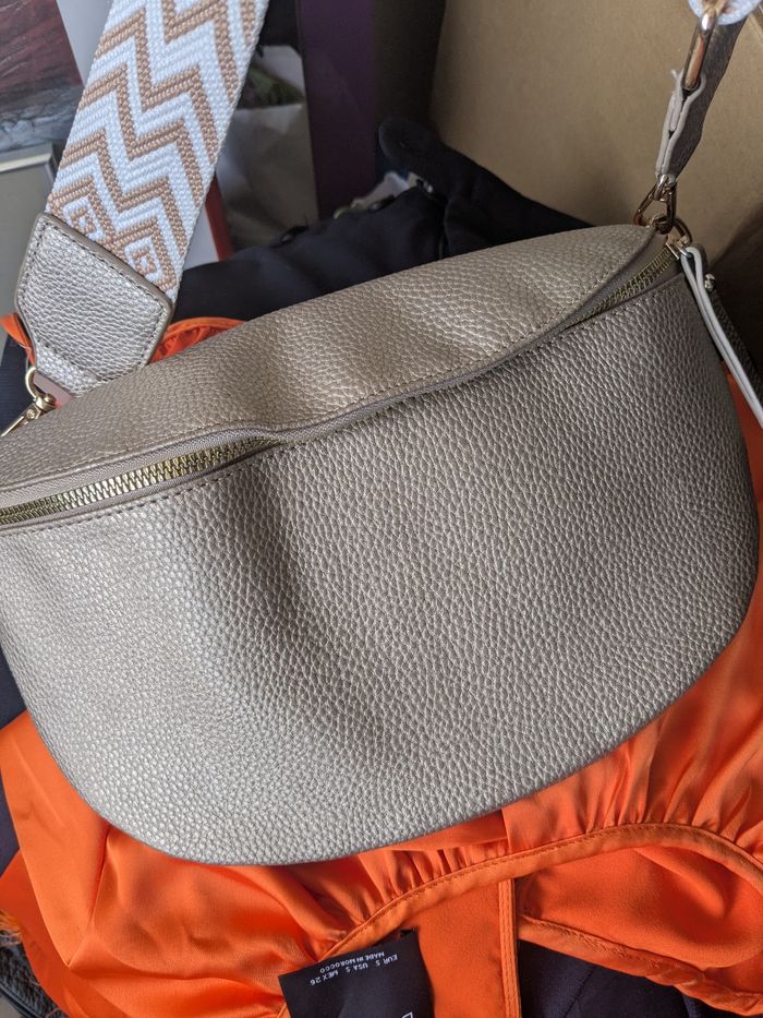 Sac banane bandoulière - photo numéro 5