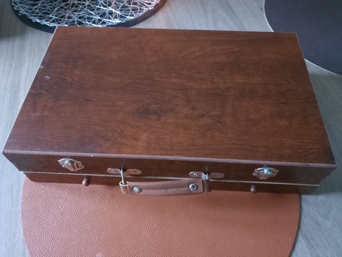 Malette de crayons et peintures pour le dessin - photo numéro 5