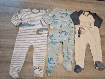 Lot de 3 pyjama 24 mois