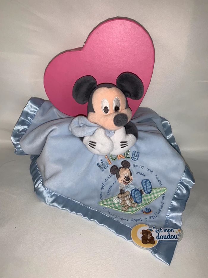 DY94 doudou Mickey Disneyland 🌟