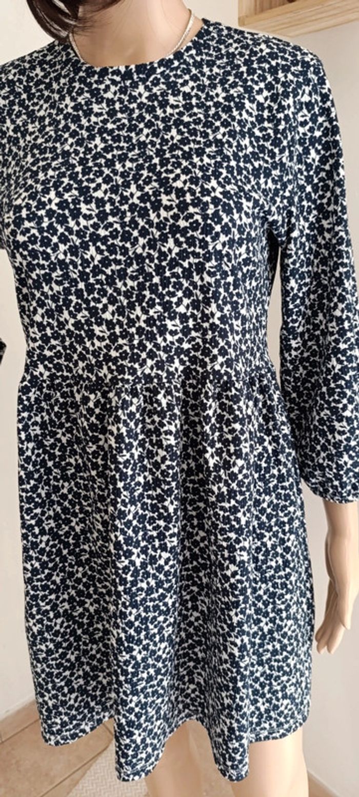 Robe mini fleurie lefties taille M - photo numéro 3