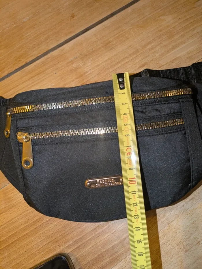 Sac banane noir et doré - photo numéro 4