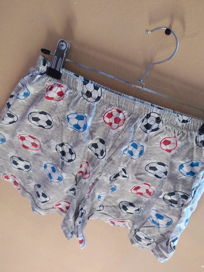 Sort de pyjama - photo numéro 2