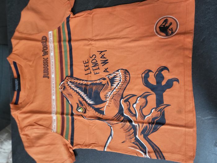 Lot vêtements 10ans garçon - photo numéro 2