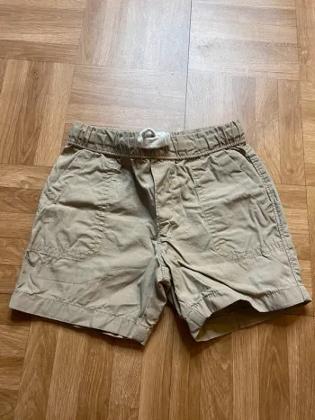 Short chino marron taille 18 mois Carter’s