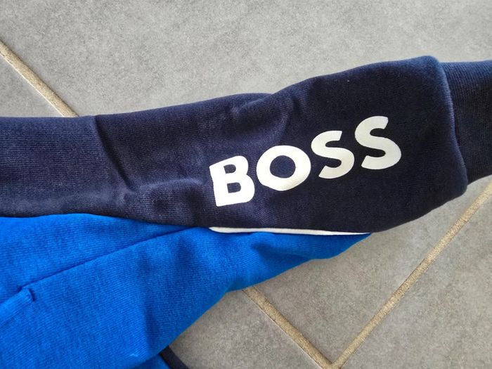 Ensemble jogging Hugo Boss - photo numéro 3