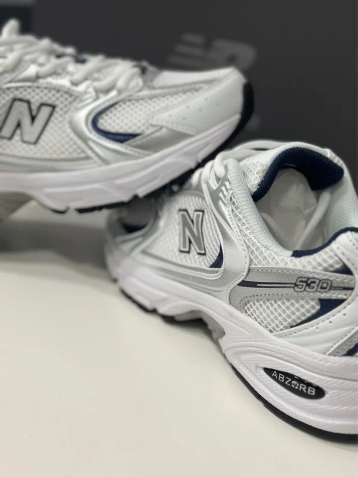 New Balance 530 Taille 43 - photo numéro 2