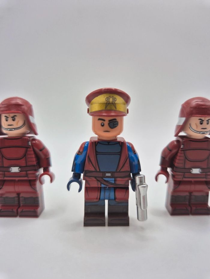 Figurines type lego custom Capitaine Typho et 2 gardes de sécurité de Naboo star wars - photo numéro 2
