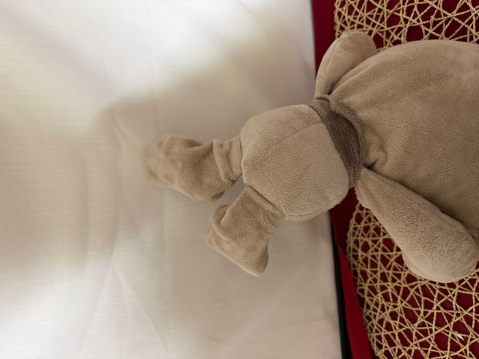 Noukie's Oscar & Léon Peluche lapin beige bleu train - photo numéro 7