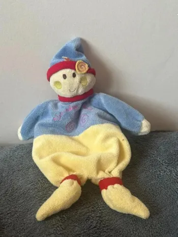 Doudou lutin marionnette mauve et jaune