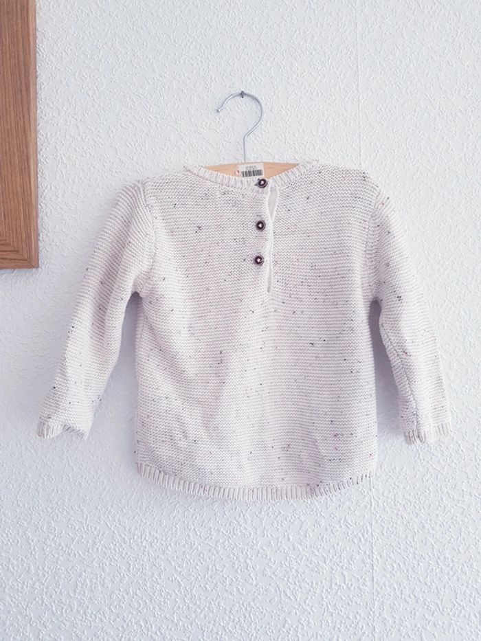 Kiabi - Pull en tricot/maille, manches longues, col rond - Hello ! brodé (9 mois) - photo numéro 4