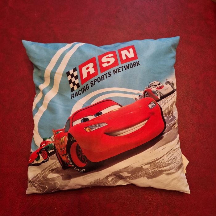 Coussin cars 30cm sur 30cm