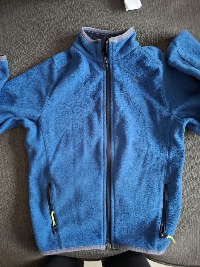Polaire taille 8 ans