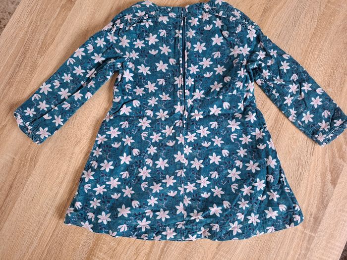 Robe fleurie SM 3 ans - photo numéro 5