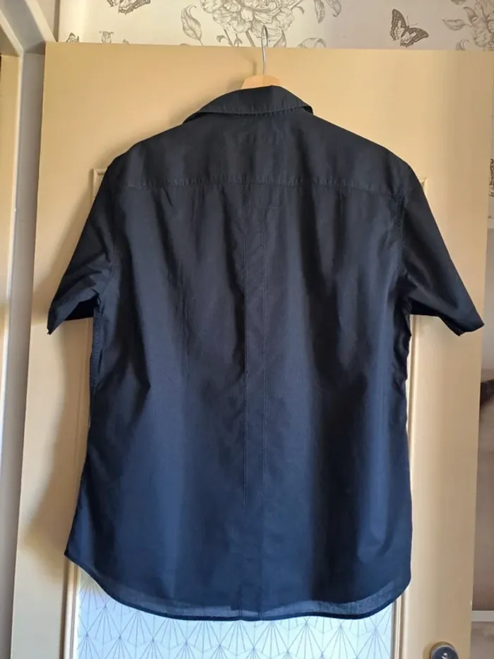 Chemise homme noire Celio L tbe matière qui prend facilement les poils - photo numéro 10