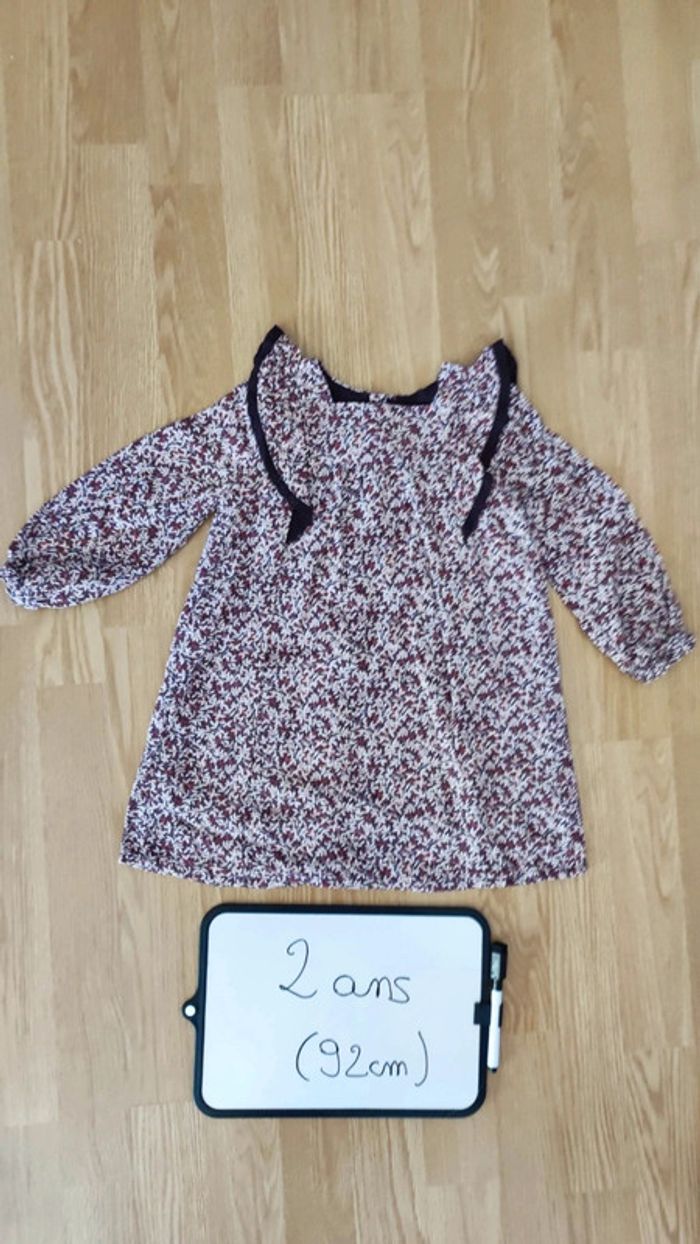 Robe taille 2 ans 92 cm - photo numéro 2