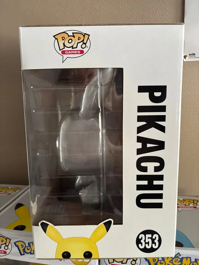 Pop géante Pokémon pikachu argent 353 - photo numéro 2