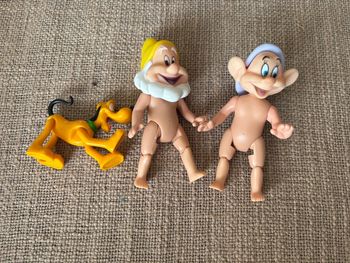 Lot 3 personnages articulé Disney blanche neige et les 7 nains et pluto