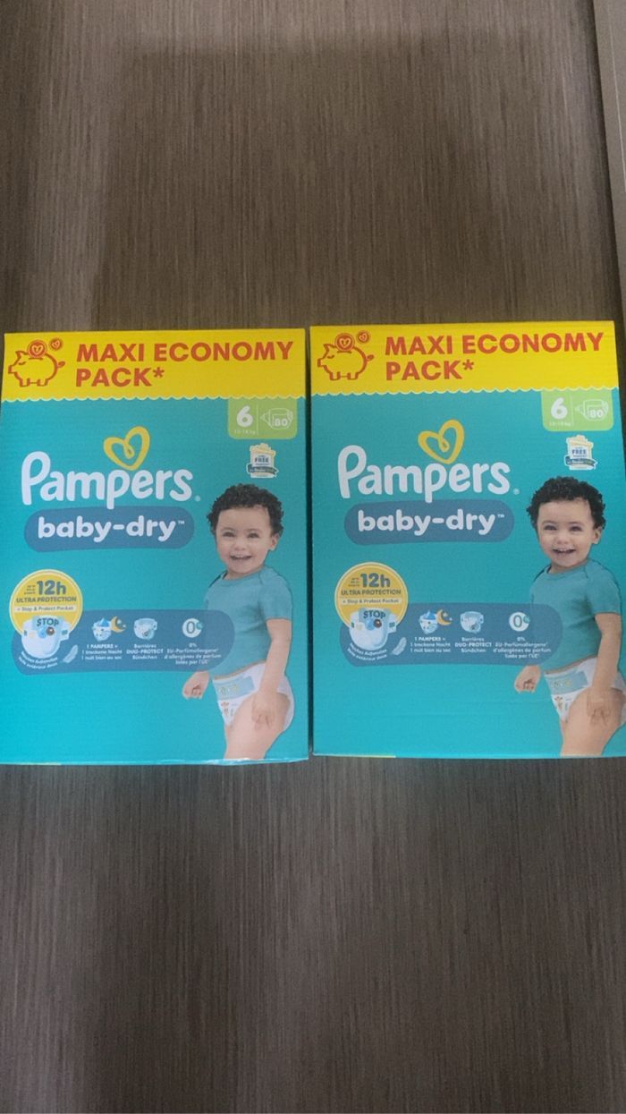 Couches Pampers baby-dry taille 6 (2cartons)