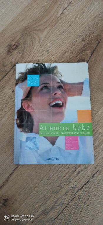 Livre attendre bébé