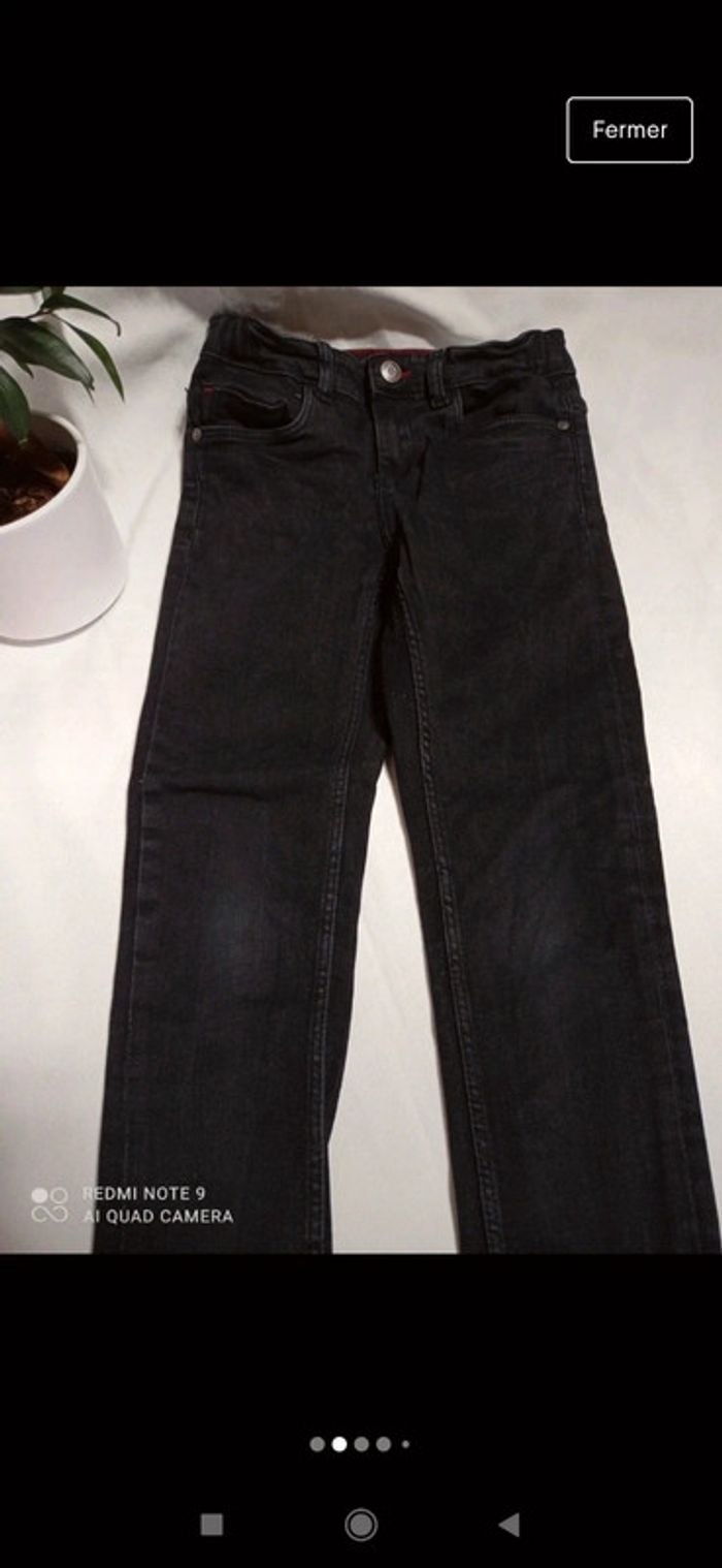 Jean noir - photo numéro 2