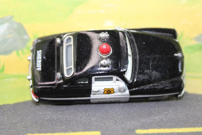 Disney Pixar cars Shériff - photo numéro 8