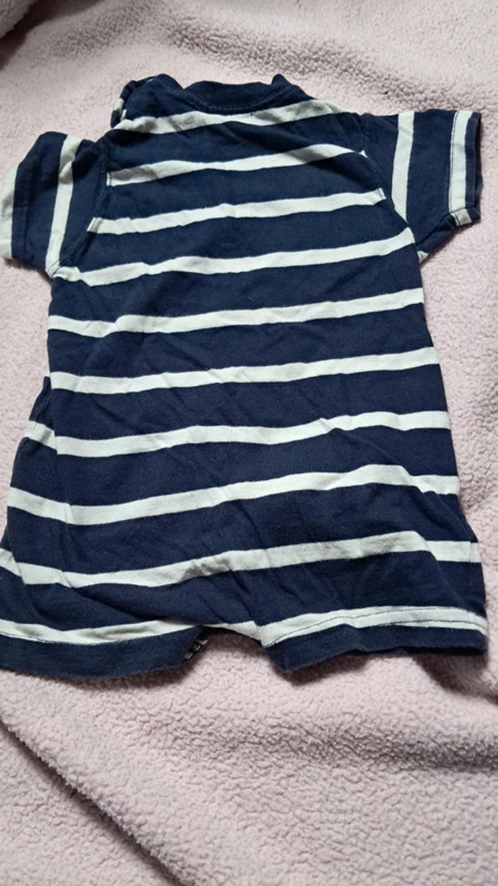 Combishort bout chou 6 mois - photo numéro 2