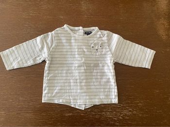 T-shirt blanc rayée gris