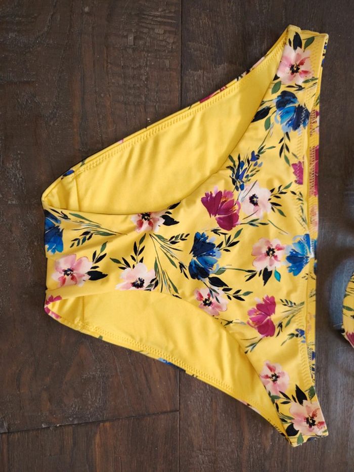 Maillot de bain 2 pièces - photo numéro 2