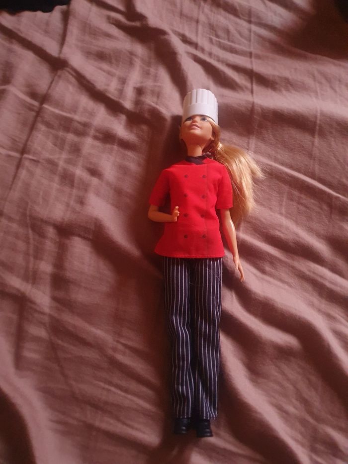 Barbie cuisinière