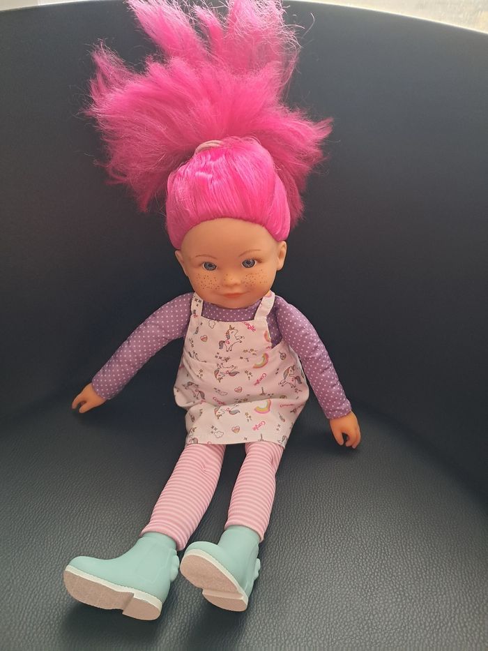 Poupée rainbow dolls corolle