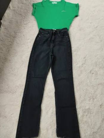 Jean évasé noir Zara 36