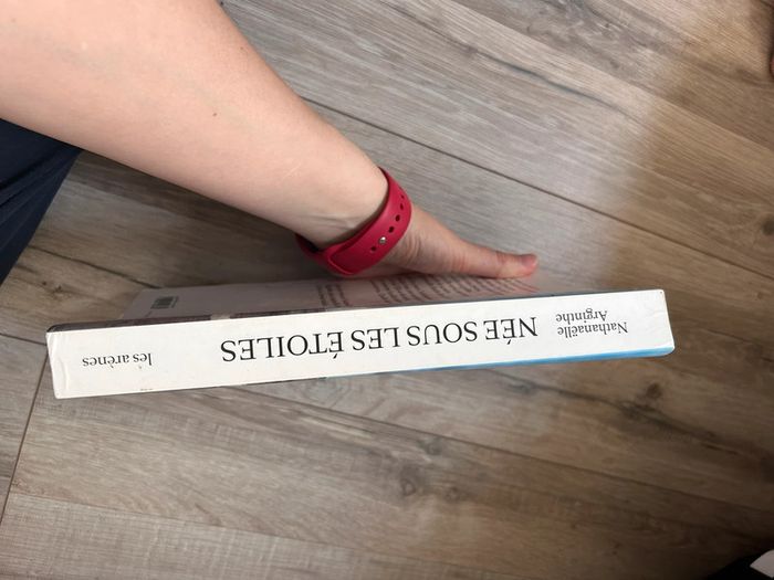 Livre née sous les étoiles , grand format - photo numéro 5